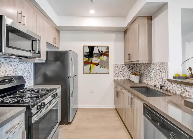 Property at Vues on Gordon - 1558 Gordon St, Los Angeles, CA, 90028, 2 beds, 2 baths, [object Object]