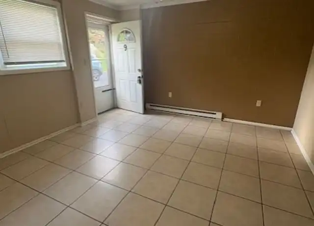 Property at 801 Gilliam St SW Unit CT-9, Abingdon, VA, 24210, 2 beds, 1 bath, [object Object]