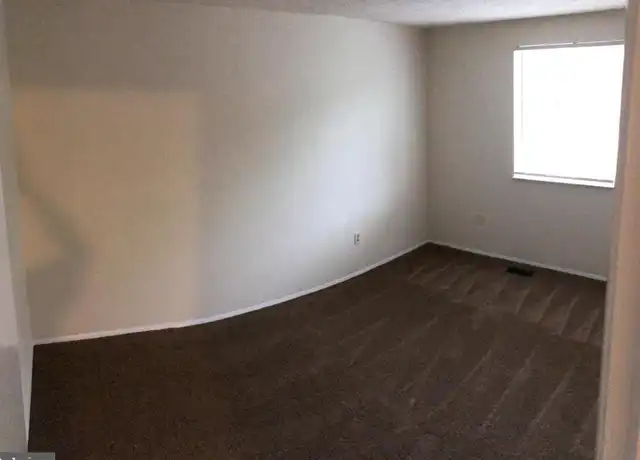 Property at 1819 Rocky Glen Dr, Frederick, MD, 21702, 3 beds, 2.5 baths, [object Object]
