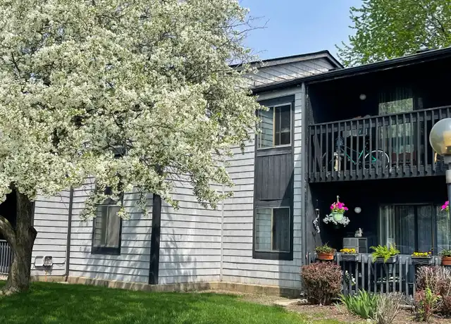 Property at 1117 S Cross St Unit 2 Bedroom, 1 Bathroom, Sycamore, IL, 60178, 2 beds, 1 bath, [object Object]