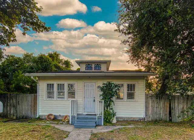 Property at 225 S K St Unit Main House, Lake Worth Beach, FL, 33460, 3 beds, 1.5 baths, [object Object]