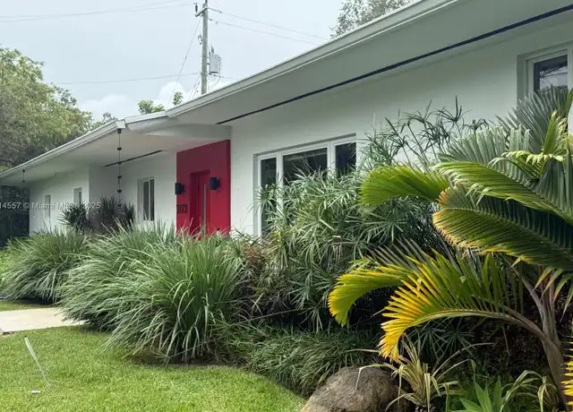 Property at 5775 SW 80th St Unit 5775, Miami, FL, 33143, 3 beds, 4 baths, [object Object]