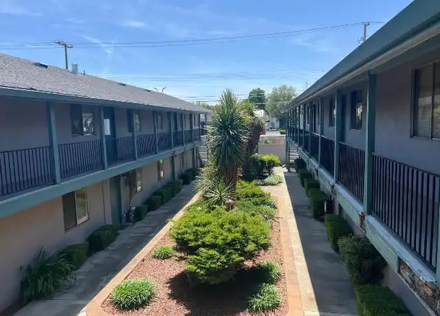 Property at 2610 X St, Sacramento, CA, 95818, 1 bed, 1 bath, [object Object]