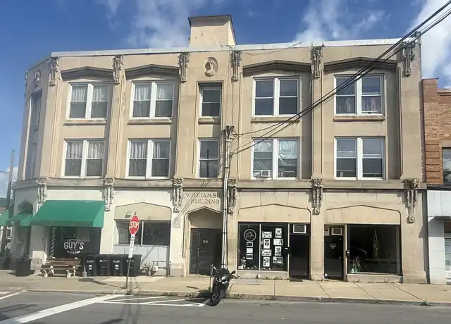 Property at 102 Delaware Ave, Olyphant, PA, 18447, 1 bed, 1 bath, [object Object]