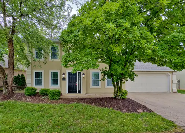 Property at 408 N Village Cir, Columbia, MO, 65203, 3 beds, 2.5 baths, [object Object]