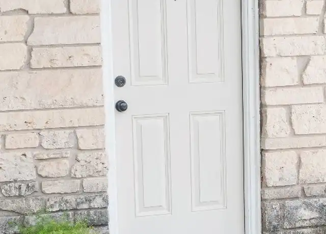 Property at 3101 Matador Dr Unit B, Austin, TX, 78741, 1 bed, 1 bath, [object Object]