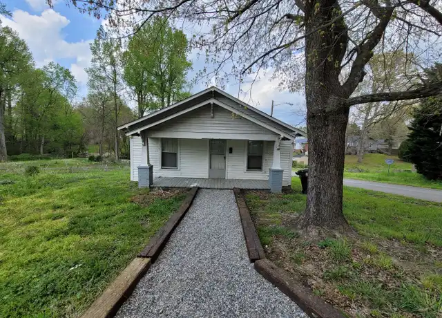 Property at 614 Everett Ln, High Point, NC, 27262, 2 beds, 1 bath, [object Object]
