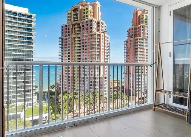 Property at 2200 NE 33rd Ave Unit 16F, Fort Lauderdale, FL, 33305, 2 beds, 2.5 baths, [object Object]