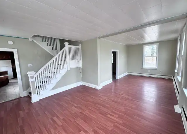 Property at 914 Cocoa Ave, Hershey, PA, 17033, 3 beds, 2 baths, [object Object]