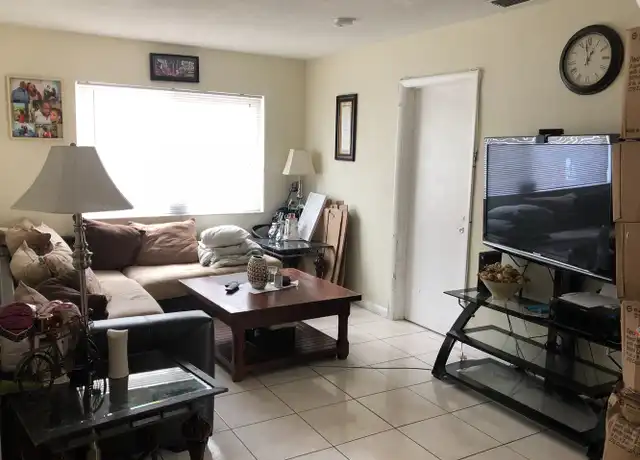 Property at 5621 NE 22nd Ave Unit 8, Fort Lauderdale, FL, 33308, 2 beds, 2 baths, [object Object]