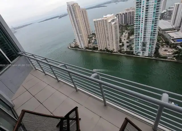Property at 325 S Biscayne Blvd Unit UPH19, Miami, FL, 33131, 2 beds, 2 baths, [object Object]