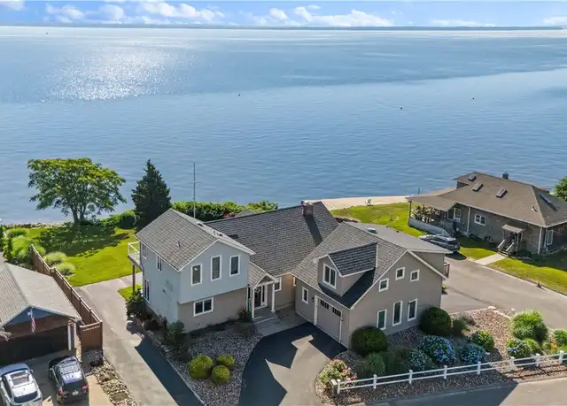 Property at 54 Burnett Rd, Warwick, RI, 02889, 3 beds, 3.5 baths, [object Object]