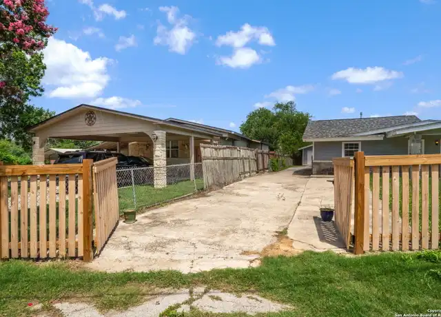 Property at 122 Colleen Dr, San Antonio, TX, 78228, 3 beds, 2 baths, [object Object]