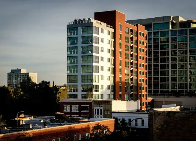 Property at 1590 Elmwood Ave Unit 210, Evanston, IL, 60201, 1 bed, 1 bath, [object Object]