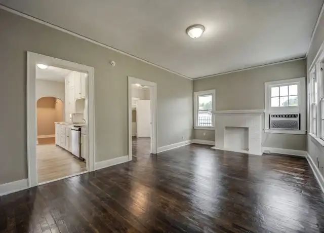Property at 16 N 15th St #18, Fort Smith, AR, 72901, 2 beds, 1 bath, [object Object]