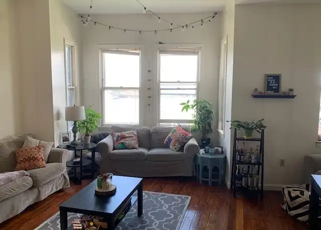 Property at 492 Commercial St Unit 4, Boston, MA, 02109, 2 beds, 1 bath, [object Object]
