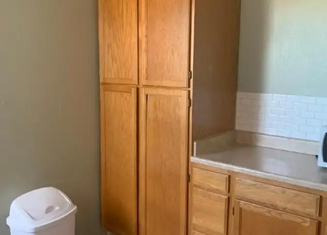 Property at 1638 S Cascade Ave, Colorado Springs, CO, 80905, 2 beds, 1 bath, [object Object]