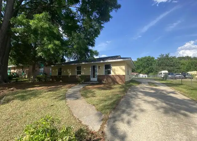 Property at 717 Lunar Dr, Raleigh, NC, 27610, 3 beds, 1 bath, [object Object]