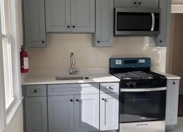 Property at 710 Pennsylvania Ave Unit 6, Elizabeth, NJ, 07201, 2 beds, 1 bath, [object Object]