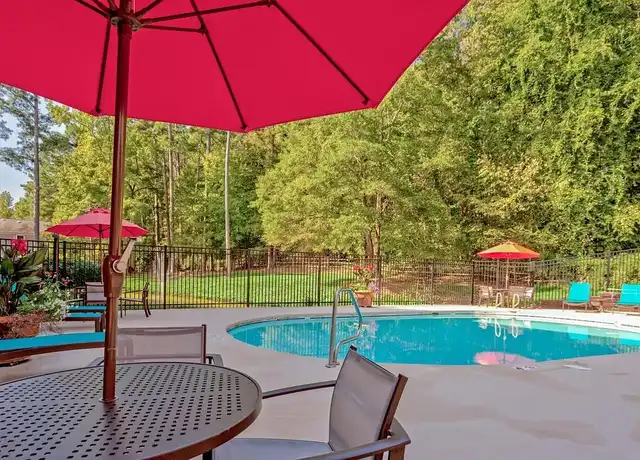 Property at Franklin Woods - 1521 E Franklin St, Chapel Hill, NC, 27514, 2 beds, 1.5 baths, [object Object]