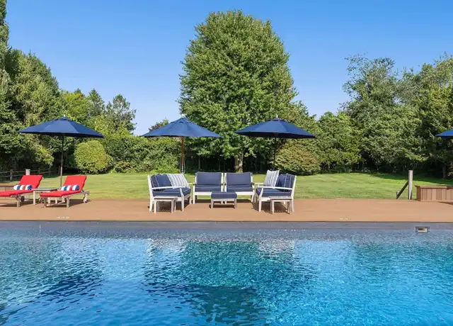 Property at 43 Robin Dr, Bridgehampton, NY, 11932, 3 beds, 2 baths, [object Object]