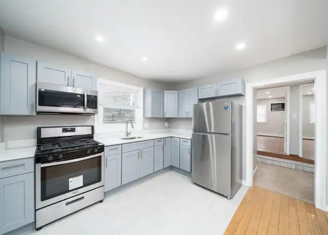 Property at 27 W 16th St Unit B, Bayonne, NJ, 07002, 2 beds, 1 bath, [object Object]