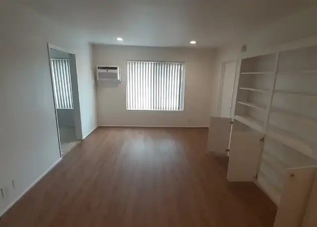 Property at 5929 Laurel Canyon Blvd Unit 15, Valley Village, CA, 91607, 1 bed, 1 bath, [object Object]