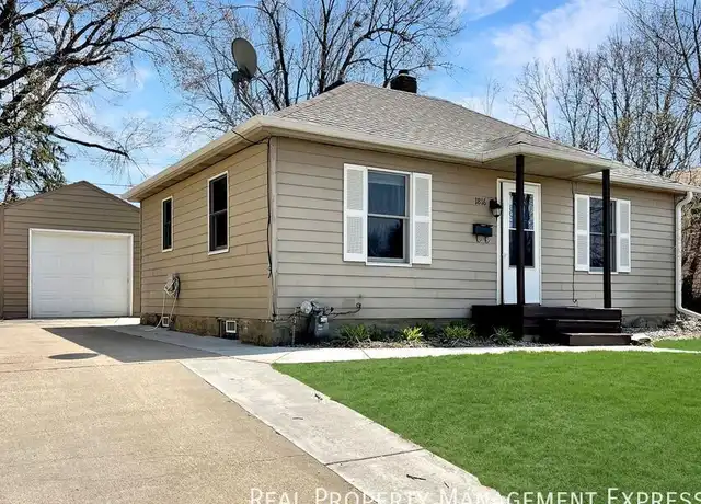 Property at 1816 S Euclid Ave, Sioux Falls, SD, 57105, 3 beds, 1 bath, [object Object]