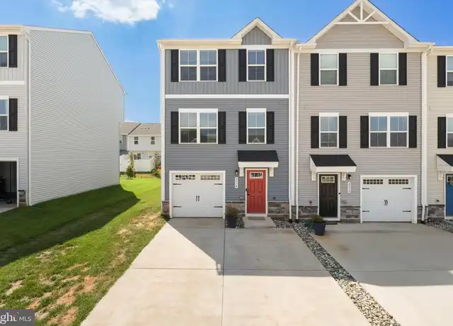 Property at 2574 Laurel Park Dr, Culpeper, VA, 22701, 3 beds, 2.5 baths, [object Object]