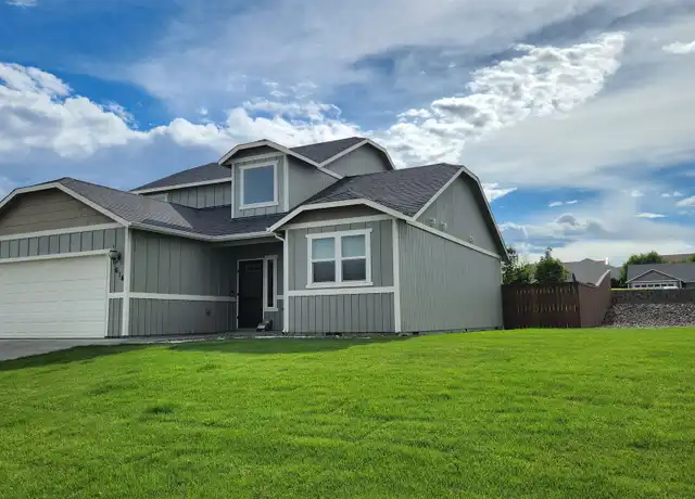 Property at 614 N Kentucky Dr, Moses Lake, WA, 98837, 3 beds, 2.5 baths, [object Object]