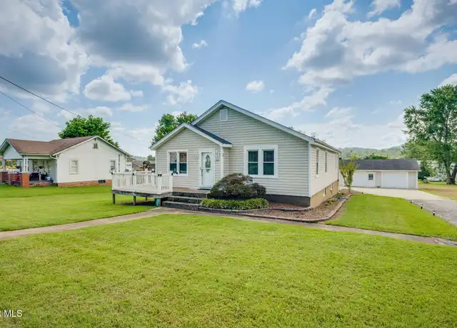 Property at 4221 Maplewood St, Kingsport, TN, 37660, 2 beds, 2 baths, [object Object]