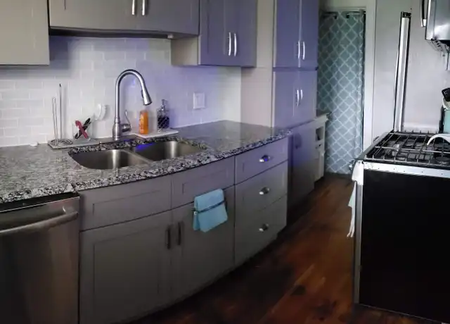 Property at 1430 W 3rd Ave Unit 1438, Columbus, OH, 43212, 2 beds, 1 bath, [object Object]