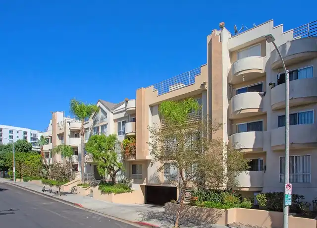 Property at Regency Detroit Apartments - 1530 N Detroit St, Los Angeles, CA, 90046, 0-1 beds, 1 bath, [object Object]