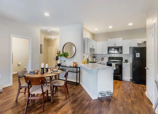 Photo of 1616 Galleria Club Ln, Charlotte, NC 28270
