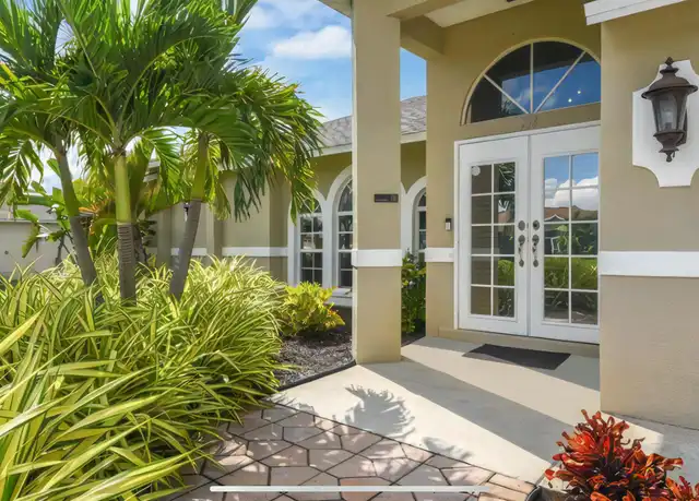 Property at 716 Fargo Dr, Fort Myers, FL, 33913, 3 beds, 2 baths, [object Object]