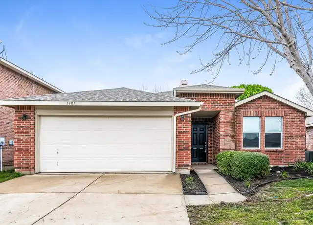 Property at 1901 Lariat Dr, Justin, TX, 76247, 3 beds, 2 baths, [object Object]