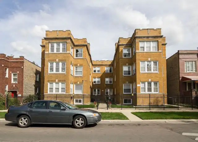 Property at 2441 N Kildare Ave Unit 3R, Chicago, IL, 60639, 2 beds, 1 bath, [object Object]