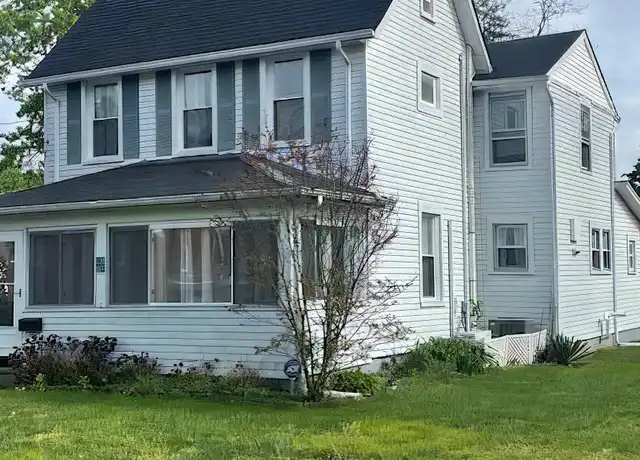 Property at 20 Colfax St, Toms River, NJ, 08753, 3 beds, 1.5 baths, [object Object]