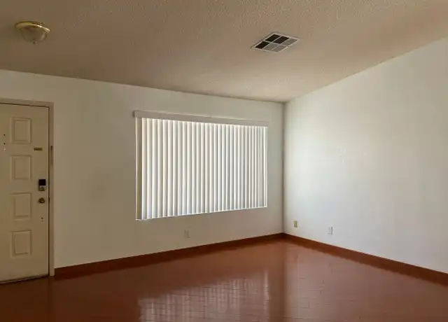 Property at 1402 Lasso Ct, Henderson, NV, 89014, 2 beds, 1 bath, [object Object]