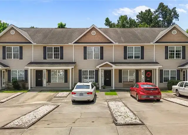 Property at 2003 Sherwood St, Greensboro, NC, 27403, 3 beds, 3 baths, [object Object]