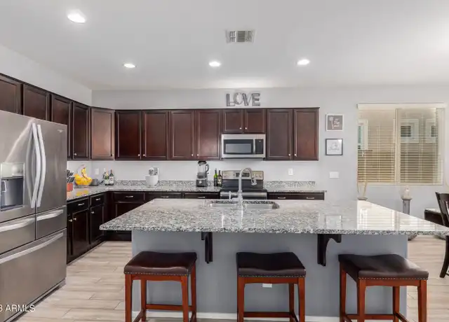 Property at 10035 W Robin Ln, Peoria, AZ, 85383, 3 beds, 2.5 baths, [object Object]