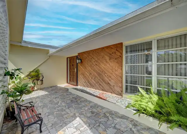 Property at 7211 NW 21st St, Sunrise, FL, 33313, 3 beds, 2 baths, [object Object]