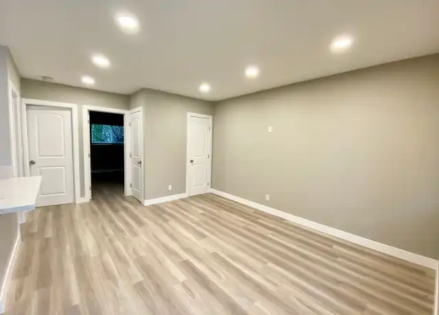 Property at 3335 Triangle Pl Unit 2, Glendale, CA, 91208, 2 beds, 1 bath, [object Object]