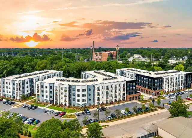 Property at Riverside - 1121 Tsali Cir, Greenville, SC, 29601, 1 bed, 1 bath, [object Object]