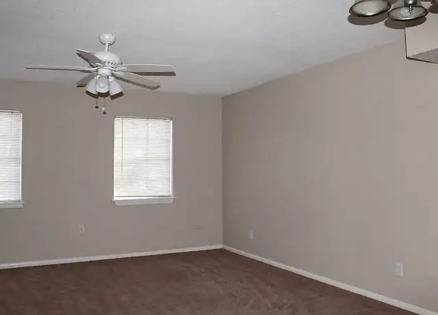 Photo of 4828 Zenith St, Metairie, LA 70001
