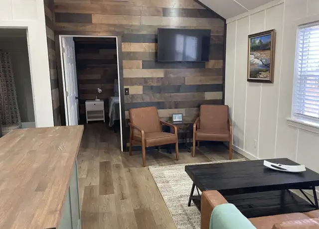Property at 5040 Rustic Ln Unit A, Tolar, TX, 76476, 1 bed, 1 bath, [object Object]