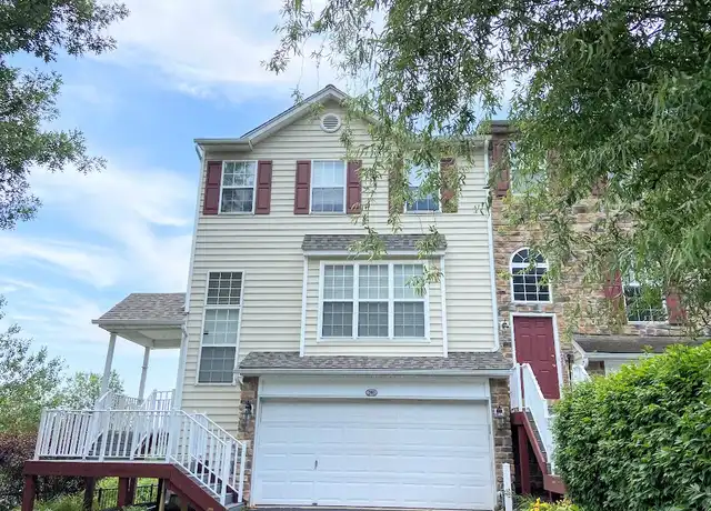 Property at 201 Yorktown Ct, Malvern, PA, 19355, 3 beds, 2.5 baths, [object Object]