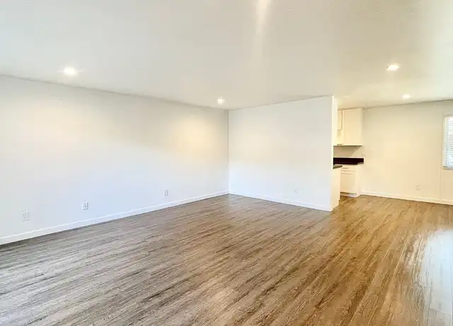Property at 914 MVA - 914 Mountain View Ave, Mountain View, CA, 94040, 2 beds, 1 bath, [object Object]
