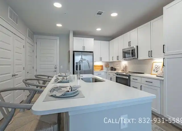 Property at 10501 Corporate Dr Unit FT1, Stafford, TX, 77477, 1 bed, 1 bath, [object Object]