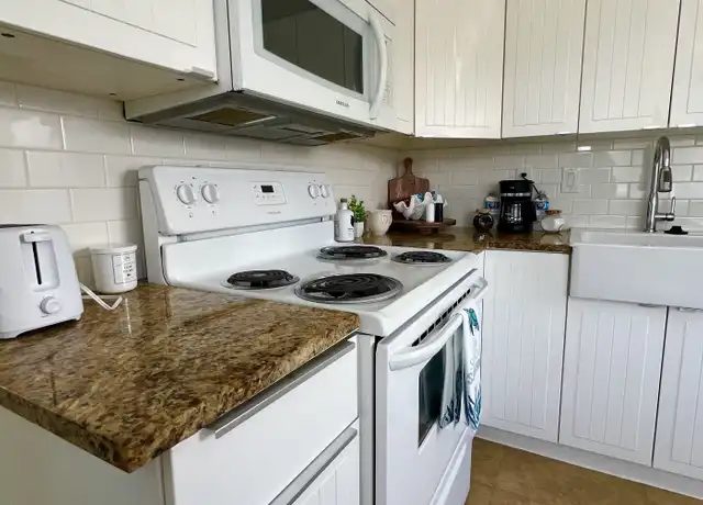 Property at 2756 NE 32nd St #4, Fort Lauderdale, FL, 33306, 1 bed, 1 bath, [object Object]